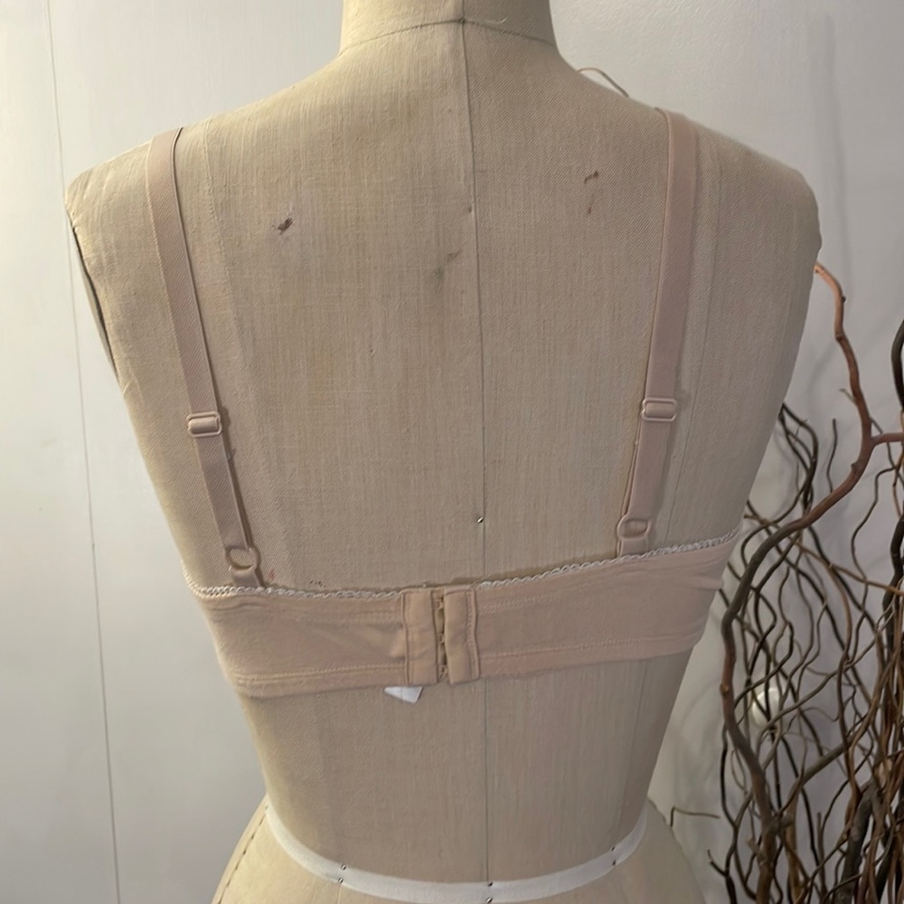 Gilligan & O’Malley Nude nursing bra with lace detail XL - Picture 4 of 8